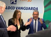 Senadora Dra. Eudócia comemora aniversário com integrantes do Bloco Parlamentar Vanguarda no Senado Federal