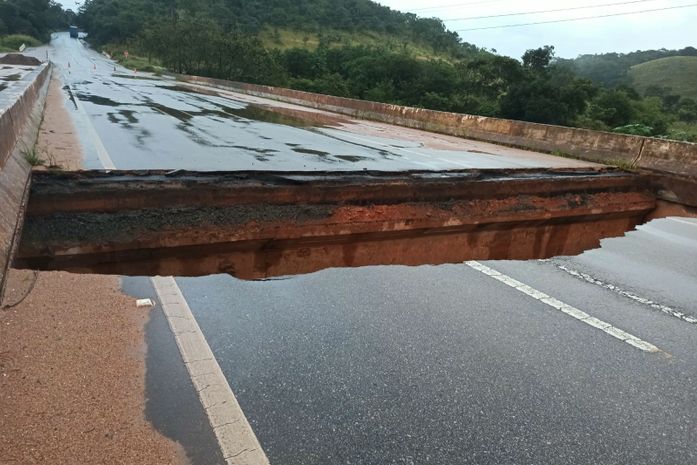 Pista cede em Teotônio Vilela e BR-101 é interditada