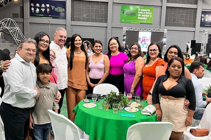 Secretaria de Saúde de São Miguel dos Campos realizou Formatura do Programa “Saúde com Agente” e entregou novos kits de trabalho