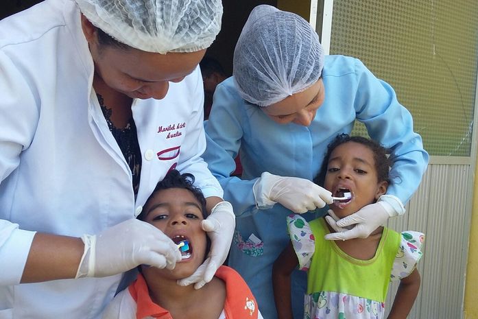Equipe odontológica promove ações educativas em Atalaia