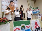 "Nós temos dois apoios, o de Deus e o do povo", diz pré-candidato a prefeito de Maceió em convenção 