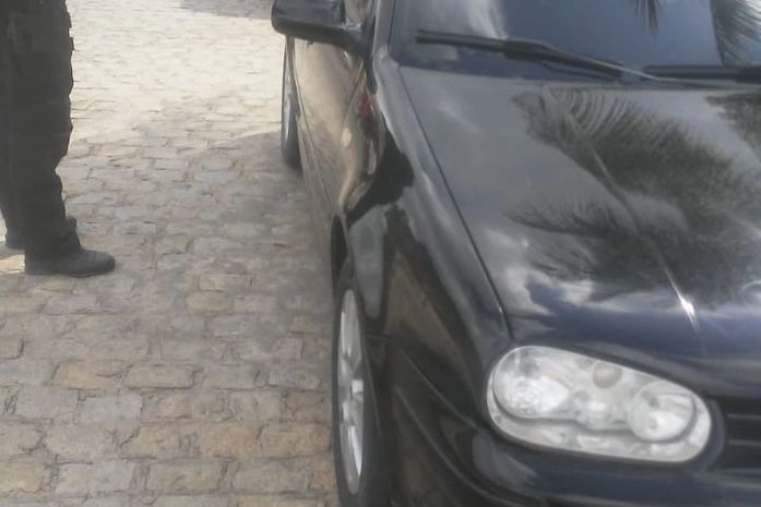 Veículo foi encontrado em uma rua do José Tenório