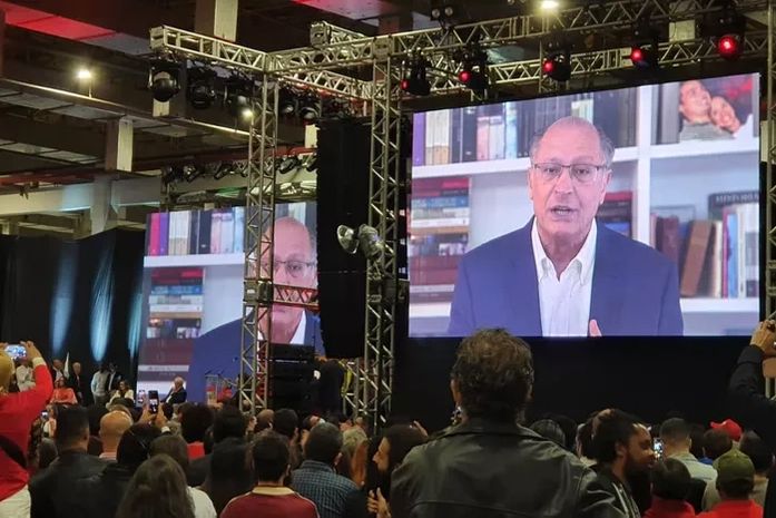 Lula com chuchu vai se tornar um hit da nossa culinária, diz Alckmin no lançamento da chapa PT-PSB