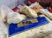 Fiscalização apreende 175 kg de alimentos estragados e fora da validade na capital 