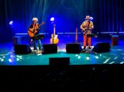 Geraldo Azevedo e Chico César trazem violivoz para Maceió