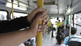 Homem é preso por tocar partes íntimas de passageira dentro de ônibus em Maceió