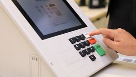 Voto feminino: por que a Geração Z quer ir além da conquista histórica