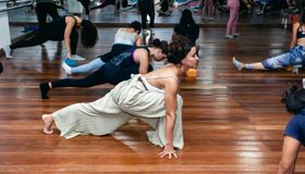 Arte feita por mulheres: Teatro Deodora anuncia nova edição com oficinas e feira em Maceió