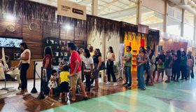 Fila, torcida e vales-livro: ação da Secom movimenta público na Bienal do Livro de Alagoas