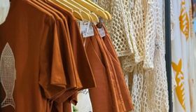 Renner lança coleção inspirada na Ilha do Ferro, em Alagoas