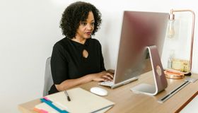 Entenda a nova capacitação gratuita que prepara startups para receber até R$ 125 mil