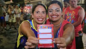 Bloco CarnaCria 2026 leva informação e proteção à primeira infância no Jaraguá Folia