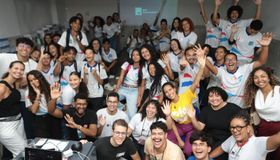 Alunos da rede estadual são os primeiros do Brasil a receber imersão em IA do Google e Rede Empreendedora