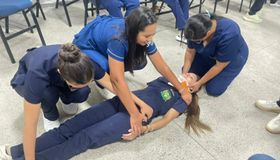 Samu recebe visita técnica de futuros enfermeiros de Centro Universitário