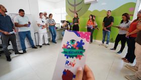 Equipe do Hospital da Criança de Alagoas recebe capacitação sobre Maio Laranja