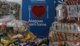 Detran/AL entrega 6 toneladas de alimentos ao Alagoas Sem Fome