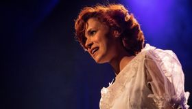 Monólogo “A Infância da Inocência” retorna aos palcos com apresentação no Theatro Homerinho