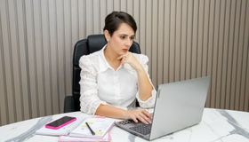 O Discord não é terra sem lei: proteger crianças no ambiente digital é responsabilidade de todos