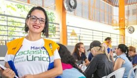 Mulheres recebem atendimento de saúde, orientação jurídica e acesso a benefícios em Maceió