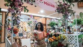 Evento gratuito reúne flores, plantas e oficinas em Maceió; veja como participar