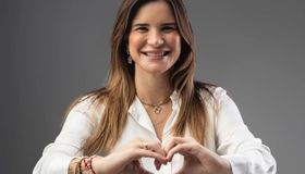 Candidata a deputada estadual, Ceci de Atalaia propõe ampliar proteção às mulheres e acesso à saúde