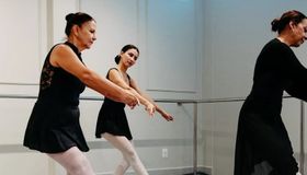 Academia de dança abre turma para pessoas acima dos 40 anos em Maceió; saiba como participar