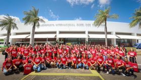 Alagoas embarca 100 alunos da rede pública para intercâmbio de imersão na Inglaterra