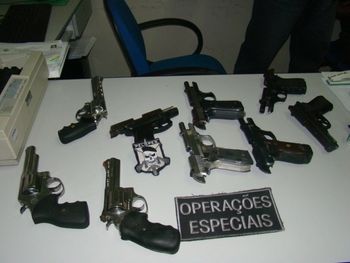 Armas