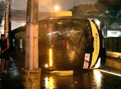 Time do Vôlei Futuro sofre acidente a caminho de jogo contra o Osasco