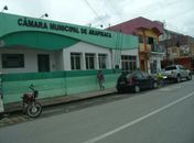 Veículos que estacionarem em frente à Câmara serão multados