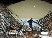 Teto de escola em Campo Alegre cai e deixa feridos