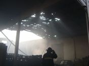 Incêndio em galpão de loja, no Ouro Preto