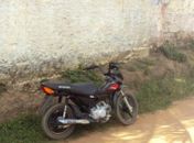 Polícia evita assalto, apreende arma e recupera moto roubada em Taquarana