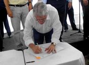 Em Arapiraca, governador assina contrato da PPP para construção da nova adutora do agreste