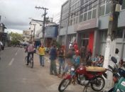 Em protesto, sem-terra invadem Banco do Nordeste em Arapiraca
