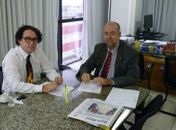 Reitor cobra realização de concurso e pede aumento da verba de custeio