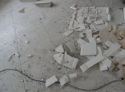 Residência fica parcialmente destruída após explosão provocada por dinamite