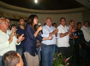 Multidão e lideranças políticas marcam presença na reunião de Rogério Teófilo