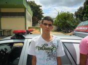 Jovem é preso no bairro Planalto portando arma de fogo e cocaína