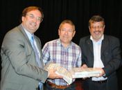 Prefeitura e Correios homenageiam o ASA com lançamento do selo