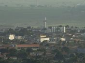 Falta d’água e queda de fuligem: combinação que atormenta a vida dos arapiraquenses