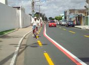 Ruas de Arapiraca ganham faixa exclusiva para ciclistas