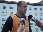"Nosso primeiro objetivo é não tomar gol em Arapiraca", destaca goleiro do ABC
