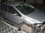 Quadrilha que invadiu salão de beleza em Arapiraca capota veículo em São Miguel