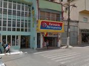 Homem armado assalta farmácia no centro de Arapiraca