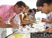 Grupo põe a mão na massa e produz arte