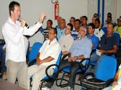 Motoristas arapiraquenses recebem palestra sobre “Boas Práticas no Trânsito”