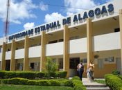 Matrículas dos aprovados no vestibular da Uneal começam segunda