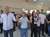 Servidores municipais de Arapiraca fazem oração e pedem o fim da violência