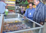 Vigilância Sanitária realiza fiscalização em supermercados